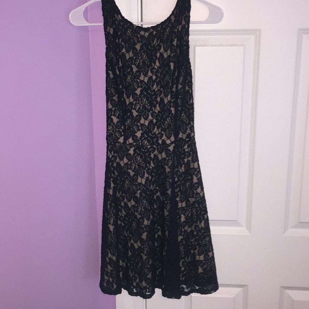 Francesca’s Boutique Floral Lace Dress